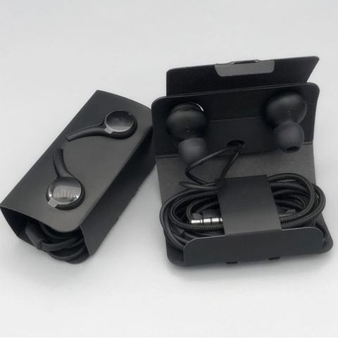 Tai nghe in-ear Samsung Galaxy S10 AKG 3.5mm - Âm thanh tuyệt vời, thiết kế thời thượng, tương thích đa dạng điện thoại