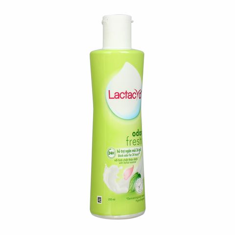 Dung dịch vệ sinh phụ nữ Lactacyd Odor Fresh 250ml - Tươi mát, nhẹ nhàng với chiết xuất lá trầu không và nước hoa hồng, bảo vệ vùng kín hiệu quả.