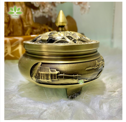 Lư Xông Trầm Đồng Vàng Họa Tiết Hoa Sen - Trang Trí Phong Thủy Tạo Hương Thơm - Lưu Hương An Lành Trong Không Gian Sống