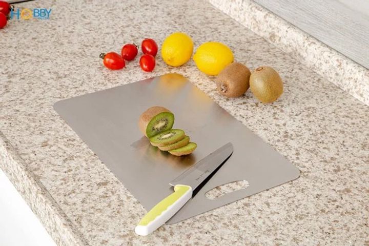 Thớt Inox 304 HOBBY TH Cao Cấp Chống Mốc và Kháng Khuẩn - Dụng Cụ Nhà Bếp Chất Lượng, 3 Kích Thước Tùy Chọn
