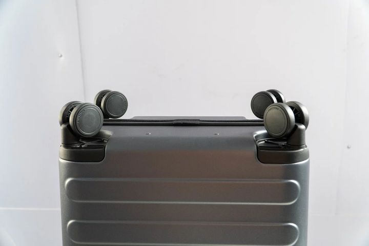 Vali Du Lịch Xiaomi 90 Point - Polycarbonate Bền Bỉ, Chống Va Đập, 4 Bánh Xoay 360 Độ - Lựa Chọn Tối Ưu Cho Mọi Chuyến Đi
