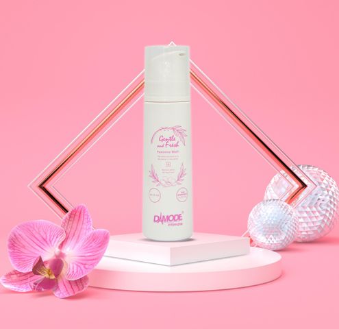 Dung dịch vệ sinh phụ nữ Damode Gentle and Fresh 135ml - Hỗ trợ làm sạch, se khít và cân bằng pH, an toàn và hiệu quả cho phụ nữ