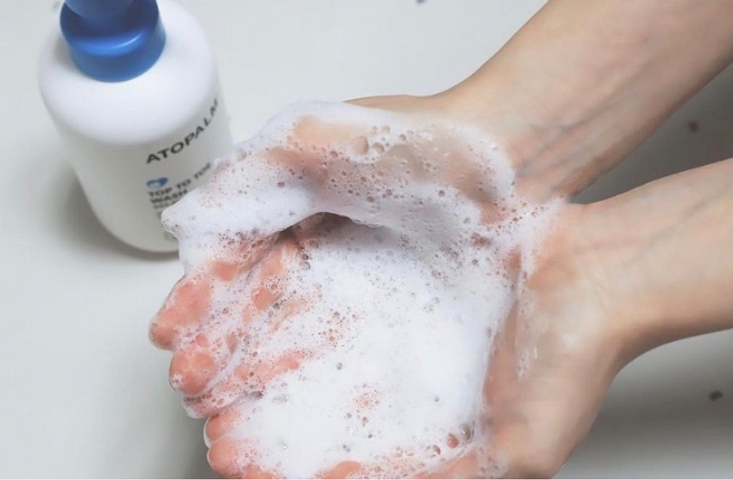 Sữa Tắm Gội Toàn Thân Atopalm Top To Toe Wash 460ml - Dịu Nhẹ, An Toàn Cho Bé Từ Sơ Sinh, Cấp Ẩm, Làm Sạch Da Bé