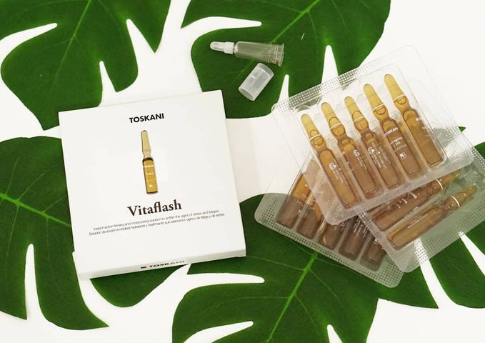 Tinh Chất Dưỡng Da Toskani Vitaflash Ampoules - Serum Căng Bóng, Làm Sáng Da, Phù Hợp Mọi Loại Da, Giảm Nhăn, 5 ống x 2ml