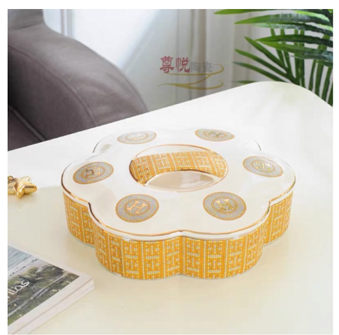Khay Đựng Bánh Kẹo Gốm Sứ Hình Hoa 6 Cánh Cao Cấp - 4 Ngăn Bảo Quản Mứt và Bánh Thơm Ngon, Trang Trí Nhà Cửa