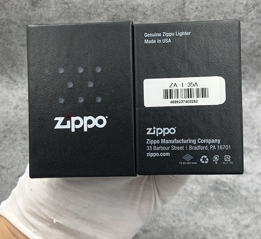 Bật lửa Zippo Lion Guard Gold ZA-1-35A Màu Vàng Sang Trọng - Họa Tiết Đầu Sư Tử Quyền Uy, Bền Bỉ, Dễ Dàng Sử Dụng