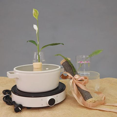 Bếp từ đơn kèm nồi lẩu Fika Neoflam 26cm - Bếp từ an toàn, tiết kiệm điện, tiện dụng cho các món lẩu và nướng tại bàn