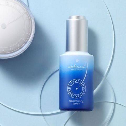 Serum Hỗ Trợ Sáng Da Giảm Nám Sakura 30ml - Giúp Làm Mờ Vết Thâm, Nám, Cung Cấp Độ Ẩm, Da Trắng Sáng Mịn Màng