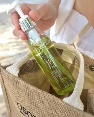 Sữa Rửa Mặt Cho Da Dầu Mụn Bio Intensive 150ml - Cleanser Chăm Sóc Da Mụn, Ngăn Ngừa Bít Tắc Lỗ Chân Lông, Hỗ Trợ Kháng Khuẩn
