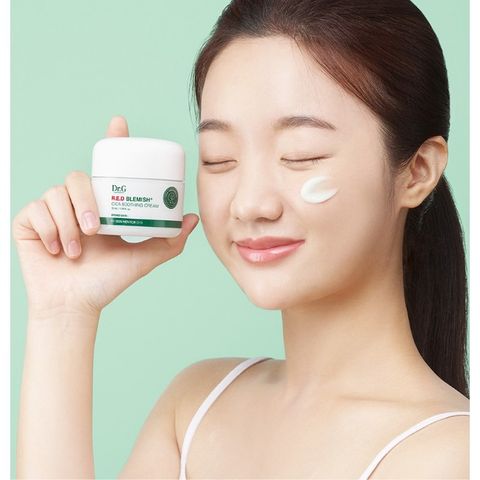 Kem Dưỡng Ẩm Phục Hồi Da Dr.G R.E.D Blemish Clear Soothing 70ml - Giúp Làm Dịu, Phục Hồi Da Kích Ứng, Giảm Mẩn Đỏ Hiệu Quả