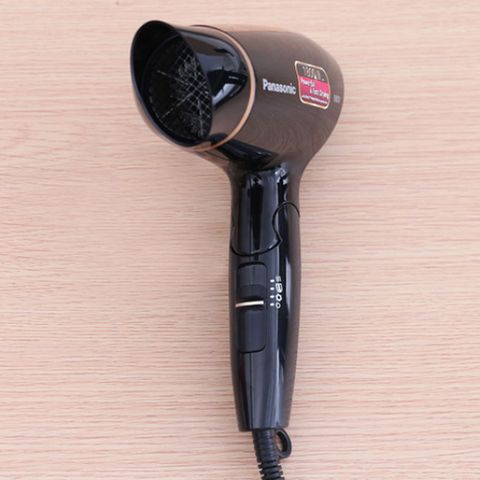 Máy Sấy Tóc Panasonic PAST-EH-ND30-K645 Gấp Gọn 1800W - Tích Hợp 3 Tốc Độ Sấy, Động Cơ Êm Ái, Màu Đen Thanh Lịch, Tiện Dụng Khi Du Lịch
