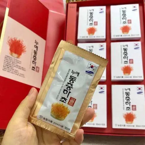 Nước Đông Trùng Hạ Thảo Hộp Đỏ Hàn Quốc Cao Cấp - Bồi Bổ Sức Khỏe, Tăng Cường Đề Kháng, 30 Gói X 30ml Chất Lượng Cao
