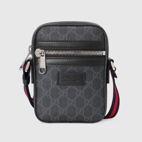 Túi đeo chéo Gucci GG Supreme Shotter Bag 020997 màu đen