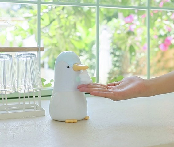 Máy Tạo Bọt Rửa Tay Tự Động Hình Chú Chim Cánh Cụt - Cảm Biến Siêu Nhạy, Thiết Kế Đáng Yêu, Dùng Pin Sạc Tiện Dụng