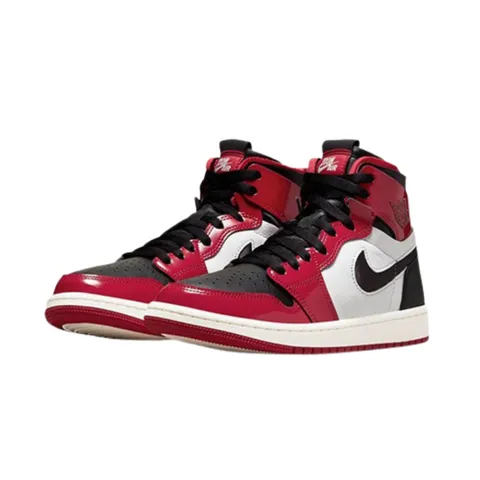 Giày Nike Chicago Bulls Colors Appear On This Air Jordan 1 Zoom CMFT