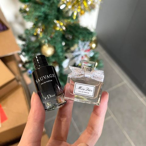 Set Nước Hoa Mini Dior Cho Nam & Nữ - Miss Dior Eau De Parfum 5ml & Dior Sauvage Eau De Parfum 10ml - Quà Tặng Sang Trọng