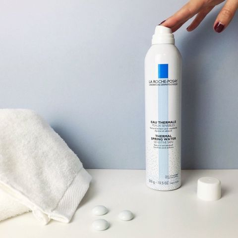 Xịt Khoáng La Roche Posay Thermal Spring Water 300ml - Giúp Làm Dịu Da, Cung Cấp Độ Ẩm Cho Tất Cả Các Loại Da