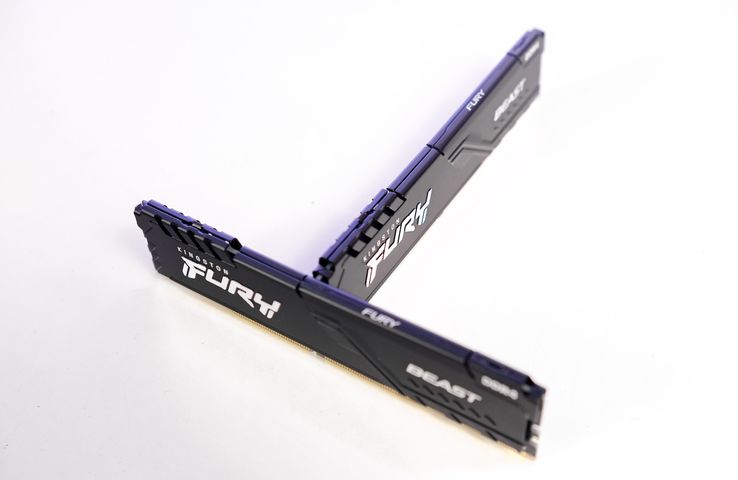 Ram Desktop Kingston Fury Beast 8GB DDR4 3200Mhz - Nâng Cấp Hiệu Suất PC, Tản Nhiệt Thông Minh, Tương Thích với Intel XMP