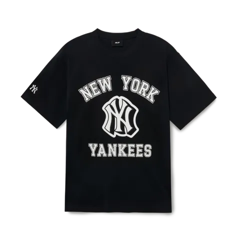 Áo phông MLB Varsity Overfit NY Yankees 3ATSV0233-50BKS màu đen