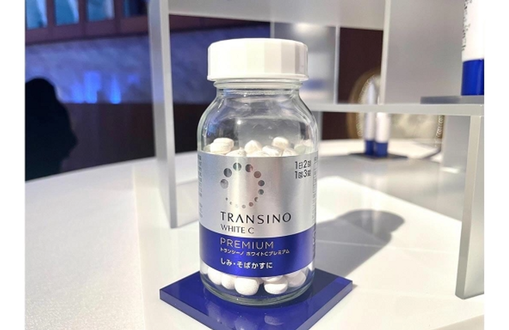 Viên uống hỗ trợ trắng da Transino White C Premium - Sản phẩm làm đẹp từ Nhật Bản, cải thiện sắc tố da hiệu quả, trẻ hóa và làm trắng da.