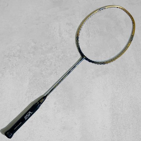 Vợt cầu lông Venson VS Blade 7100 - Nano Carbon siêu nhẹ, thiết kế hiện đại cho cả nam nữ, sức căng lưới tối đa 30lbs