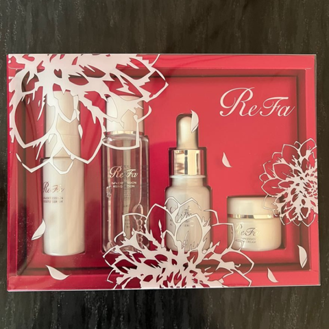 Bộ 4 Món Dưỡng Da Cấp Ẩm và Trẻ Hóa Refa Expression - Serum, Lotion, Tinh Chất và Kem Dưỡng Giúp Da Mịn Màng, Tươi Trẻ