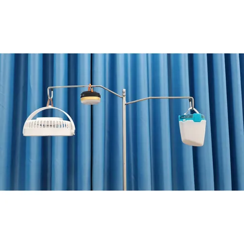 Giá treo đèn dã ngoại 3 chân gấp gọn Campingmoon - Bền bỉ, tiện lợi cho cắm trại và trang trí, chiều cao điều chỉnh tối đa 2.4m, chịu tải 5kg.