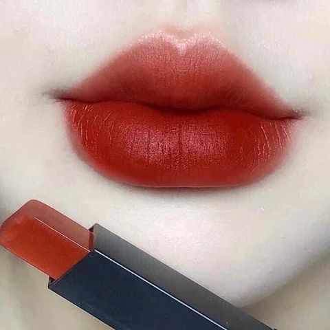 Son YSL The Slim Velvet Radical 1966 Rouge Libre - Son Môi Lì Đỏ Gạch Chili Bền Màu, Chất Nhung Mịn, Pháp, SPF 15