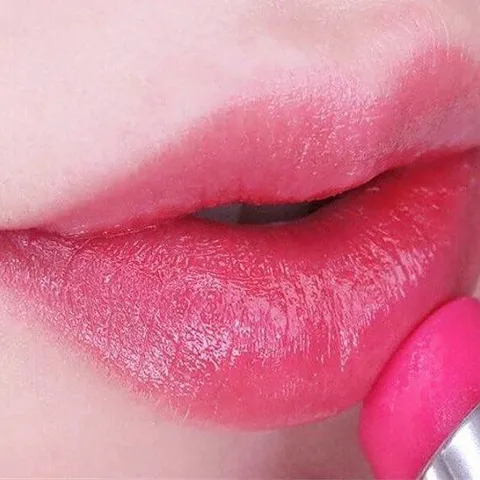 Son Dưỡng Dior Addict Lip Glow Màu Raspberry 007 - Chất Son Mỏng, Dưỡng Ẩm Tuyệt Vời, Độ Bám Màu Lên Đến 4 Giờ, SPF 15 Bảo Vệ Đôi Môi