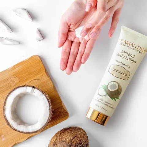 Kem Dưỡng Thể Dầu Dừa Seamantika - Mineral Body Lotion Coconut Oil 250ml, Dưỡng Da Sáng Mịn, Hương Dịu Nhẹ, Phục Hồi Làn Da Rạng Rỡ