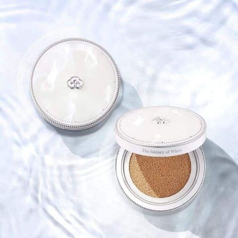 Phấn nước WHOO Radiant White Moisture Cushion - Phấn trang điểm chống nắng, dưỡng trắng, che khuyết điểm hoàn hảo cho mọi loại da