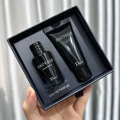 Set sữa tắm và nước hoa nam Dior Sauvage EDP - Combo mini nước hoa 10ml và sữa tắm gel 20ml sang trọng, quà tặng hoàn hảo cho nam giới