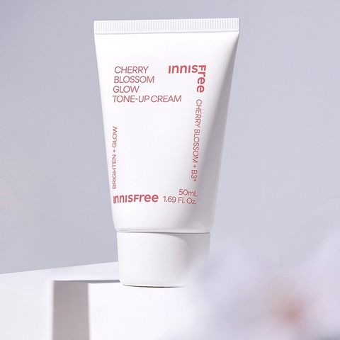 Kem Dưỡng Ẩm Innisfree Jeju Cherry Blossom Jelly Cream 50ml - Kem Dưỡng Trắng Da, Cấp Ẩm Sáng Mịn, Lấy Cảm Hứng Từ Hoa Anh Đào Hàn Quốc