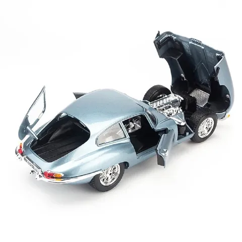 Mô Hình Xe Jaguar E-Type Coupe 1:18 Bburago Silver/Blue MH-18-12044 - Mô Phỏng Đẹp, Trang Trí Phòng Khách Hoặc Làm Việc