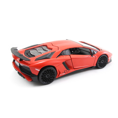 Mô hình xe Lamborghini Aventador LP750-4 SV 1:24 Bburago - Mô phỏng siêu xe chi tiết với sơn bóng, quà tặng lý tưởng cho fan xe hơi