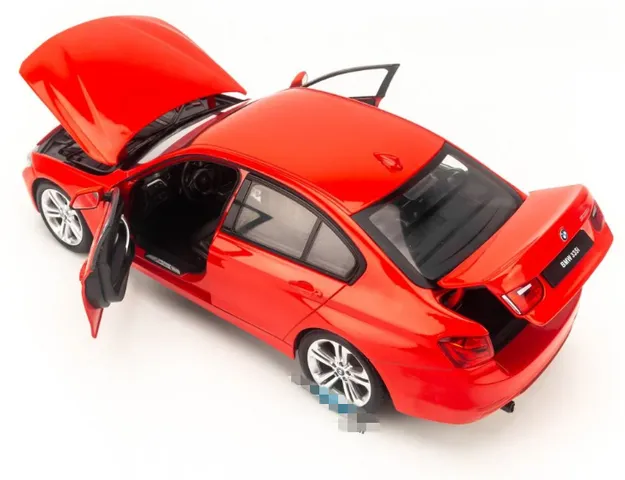 Mô Hình Xe Ô Tô BMW 335i Tỉ lệ 1:18 Welly - Mô Phỏng Chi Tiết Kim Loại, Cửa Mở, Dành Cho Người Sưu Tập và Trưng Bày