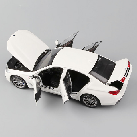 Mô Hình Xe Ô Tô BMW 540Li Extended Edition Tỉ Lệ 1:18 Kyosho - Quà Tặng Sưu Tầm Bằng Kim Loại Chất Lượng Cao