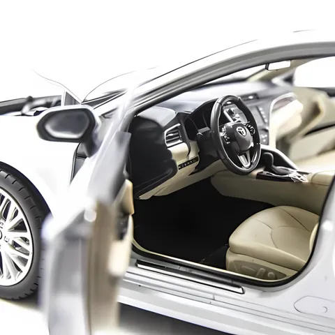 Mô hình xe ô tô Toyota Camry 2018-2019 tỉ lệ 1:18 Paudi - Mở cửa, chất liệu kim loại cao cấp, quà tặng hoàn hảo cho tín đồ xe hơi