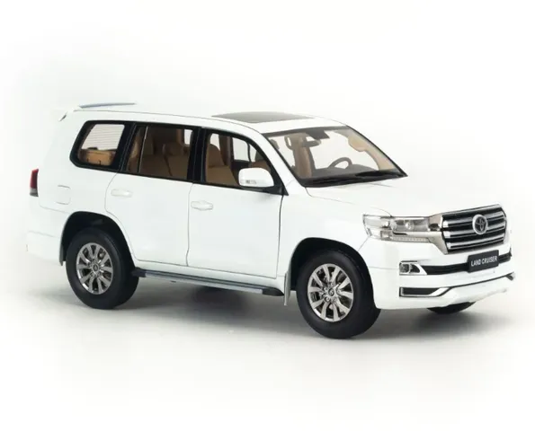 Mô Hình Xe Ô Tô Toyota Land Cruiser LC200 1:18 Kengfai - Chi Tiết Tinh Xảo, Quà Tặng Độc Đáo Cho Người Hâm Mộ Xe Cổ Điển
