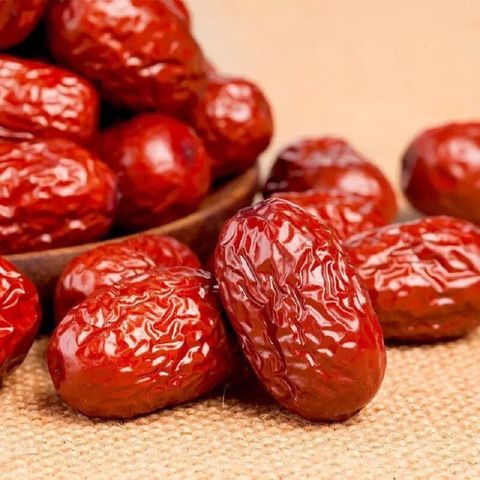 Táo Đỏ Sấy Khô Kobe Bussan 500g - Nguyên Liệu Bổ Dưỡng, Vị Ngọt Thanh, Hỗ Trợ Sức Khỏe, Quà Biếu Tuyệt Vời