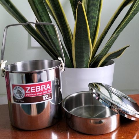 Camen Inox có nắp cài và quai cầm Zebra - Đồ Gia Dụng Nhà Bếp Chất Liệu Cao Cấp, Bảo Quản Thức Ăn An Toàn