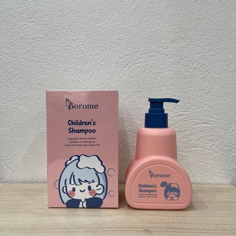 Dầu Gội Đầu Trẻ Em Borome 335ml - Không Gây Cay Mắt, Chiết Xuất Hoa Cúc, Dưỡng Tóc Mềm Mượt Cho Trẻ 3-15 Tuổi