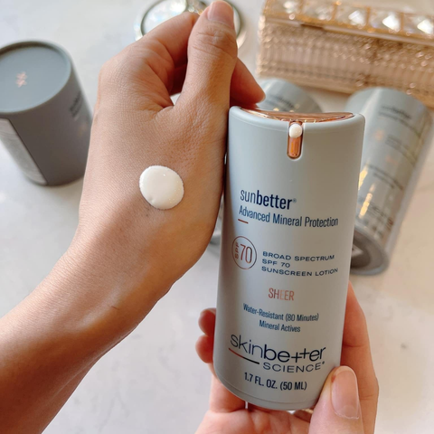 Kem Chống Nắng SkinBetter Science Sunbetter Sheer SPF70 - Bảo Vệ Da Mặt, Không Dầu, Phổ Rộng, Thích Hợp Trang Điểm, Chống Nước 80 Phút