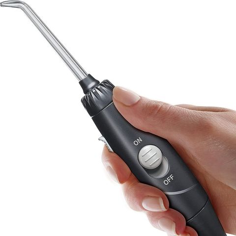 Máy tăm nước Waterpik Ultra Professional WP - Đầu tăm xoay 360 độ, 10 cấp áp lực, bộ 7 đầu tăm, dung tích 650ml, vệ sinh răng miệng hiệu quả