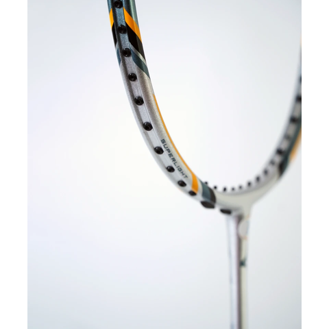 Vợt Cầu Lông Mizuno Razorblade Lite - Dễ Chơi Cho Người Mới, Trọng Lượng Nhẹ, Công Nghệ Carbon Nhật Bản, Sức Căng 18-28LBS