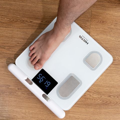 Cân Sức Khỏe Điện Tử KATA CS10E - Cân Thông Minh 8 Điểm Điện Cực, Kết Nối App Feelfit, Mặt Kính Cường Lực Chịu Lực Tốt