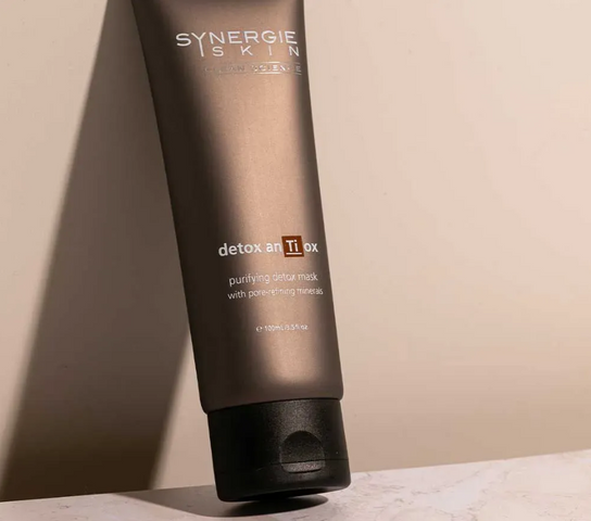 Mặt Nạ Đất Sét Detox Da Synergie Skin Detox anTiox - Giải Quyết Tình Trạng Tắc Nghẽn Da, Se Khít Lỗ Chân Lông, Làm Sáng Da 100ml