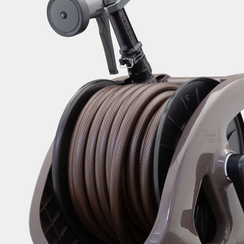 Bộ Cuộn Vòi Tưới Cây Takagi R220TBR Dài 20m - 4 Chế Độ Tưới Dễ Dàng, Tiết Kiệm Nước, Cải Thiện Vườn Tươi Tắn