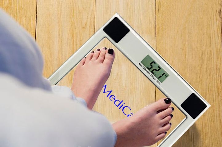 Cân Sức Khỏe Điện Tử iMediCare IB-303 - Thiết Kế Gọn Nhẹ, Màn Hình LCD Rõ Ràng, Cảm Biến Chính Xác, Theo Dõi Cân Nặng Tối Đa 150kg
