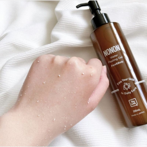 Gel Tẩy Da Chết Toàn Thân Nonon Water Peeling Gel Nhật Bản 200ml - Dưỡng Ẩm, Làm Sạch Da Mặt và Body, Không Khô Da, Thực Vật Tự Nhiên